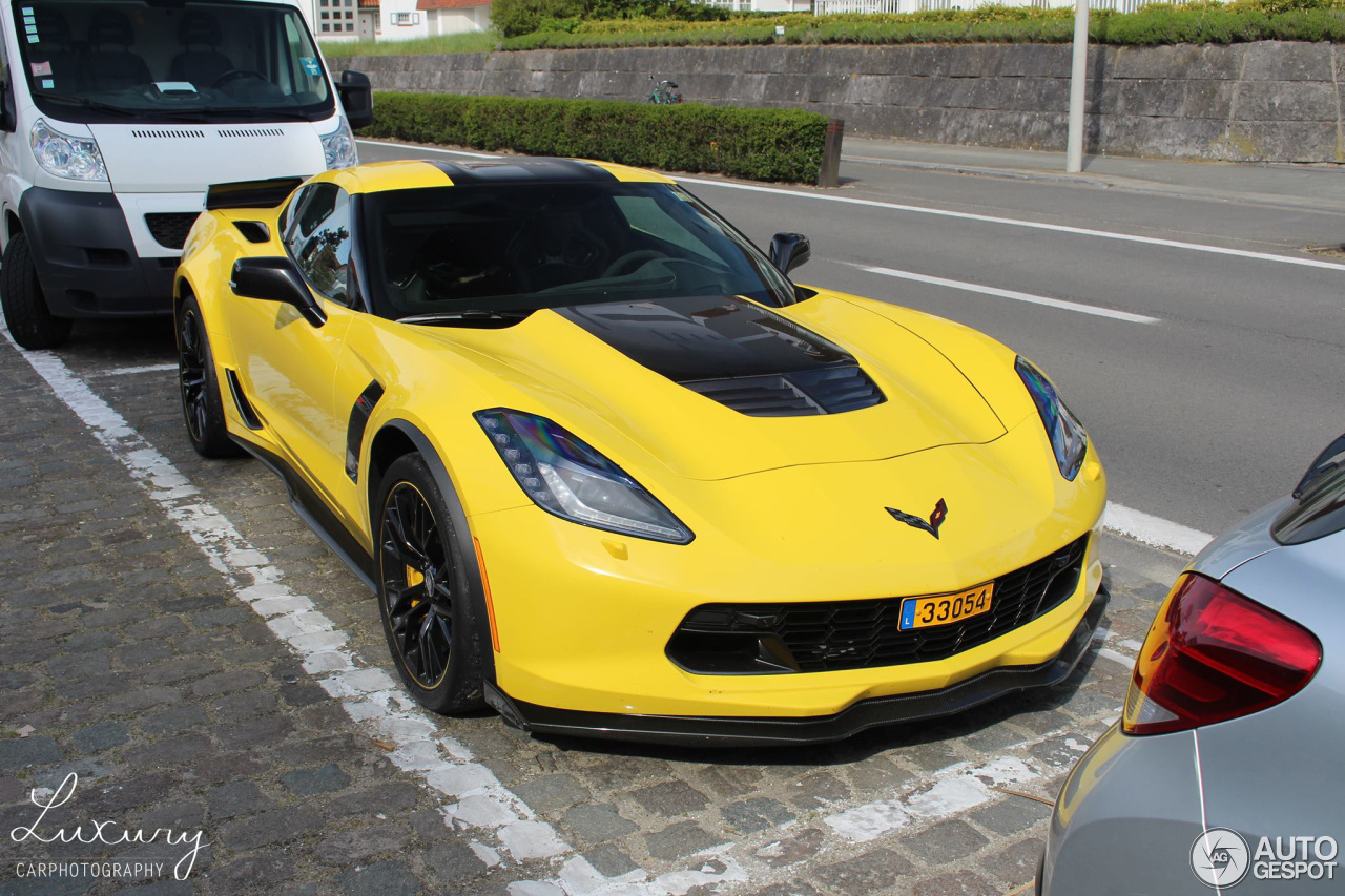 Chevrolet Corvette C7 Z06 R Edition