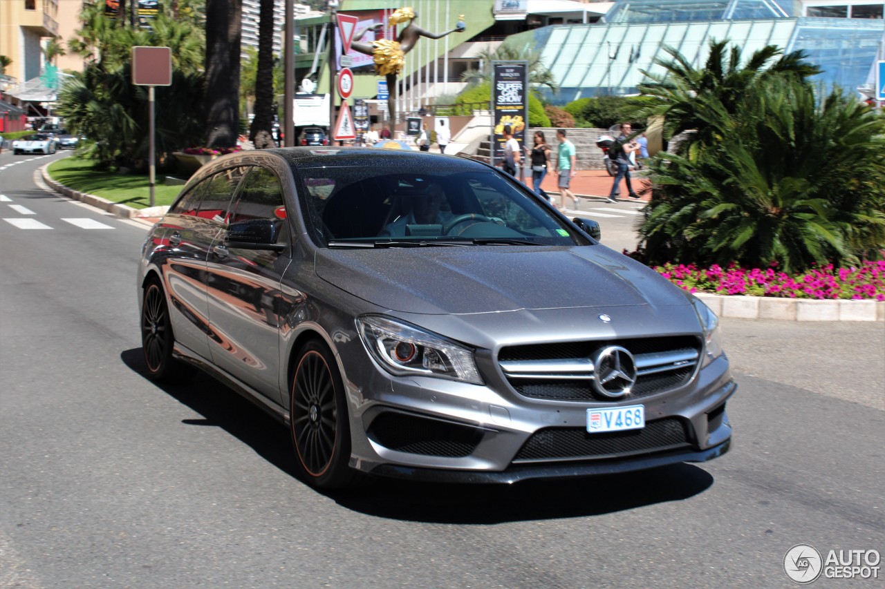 Mercedes-Benz CLA 45 AMG Shooting Brake