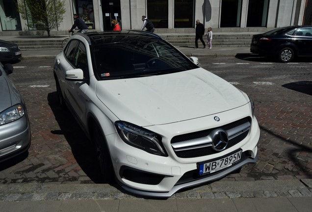 Mercedes-Benz GLA 45 AMG X156