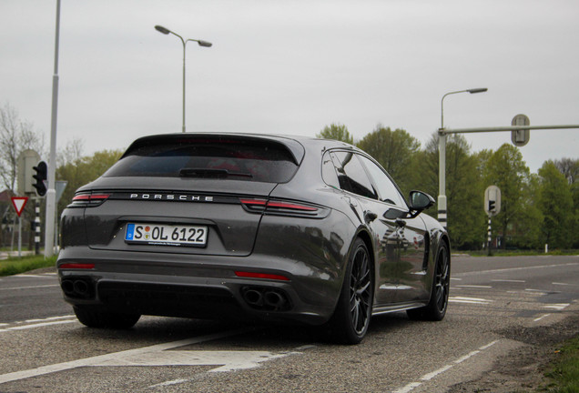 Porsche 971 Panamera Turbo Sport Turismo