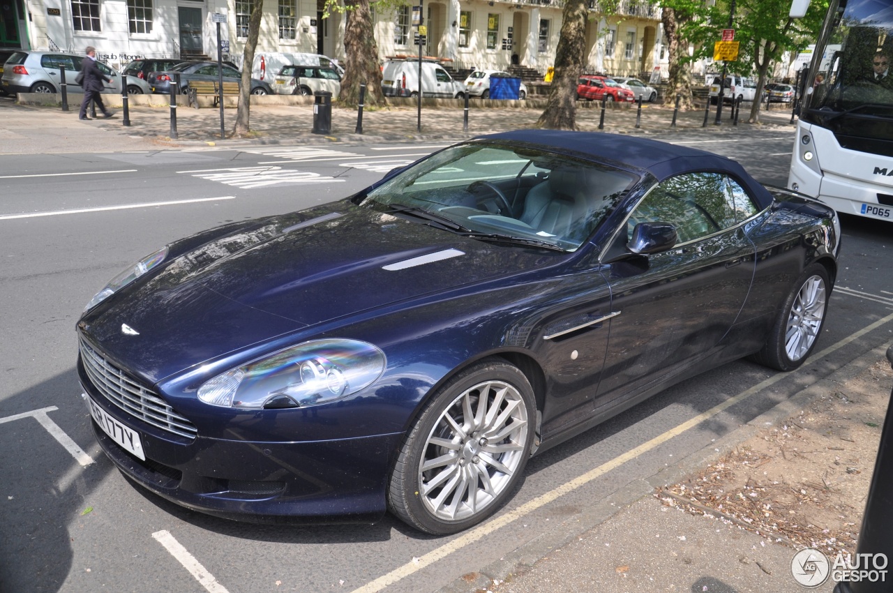 Aston Martin DB9 Volante