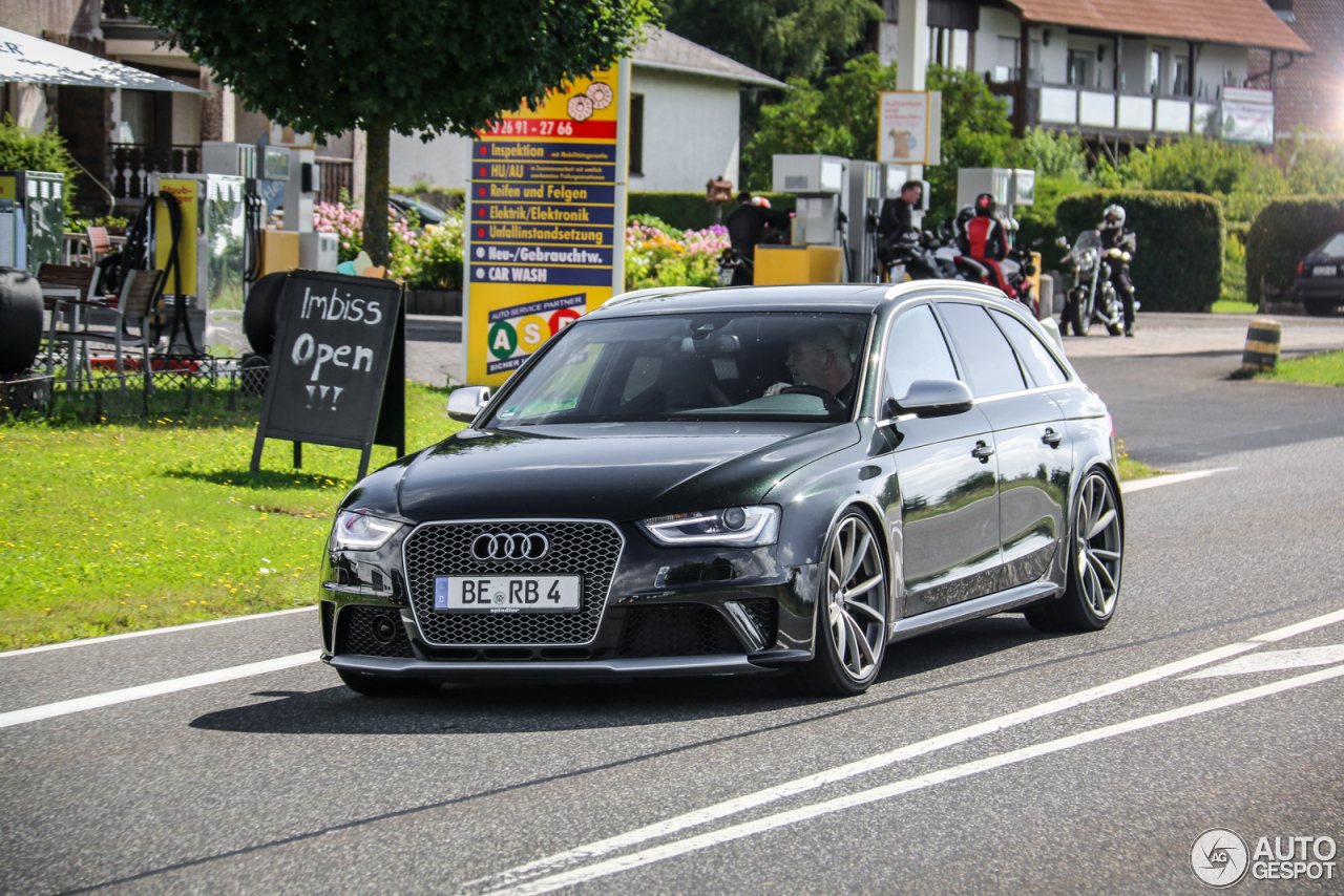 Audi RS4 Avant B8