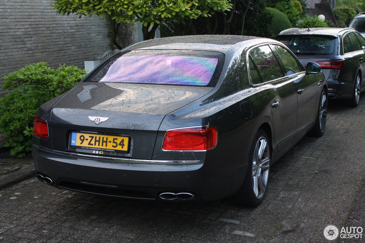 Bentley Flying Spur V8