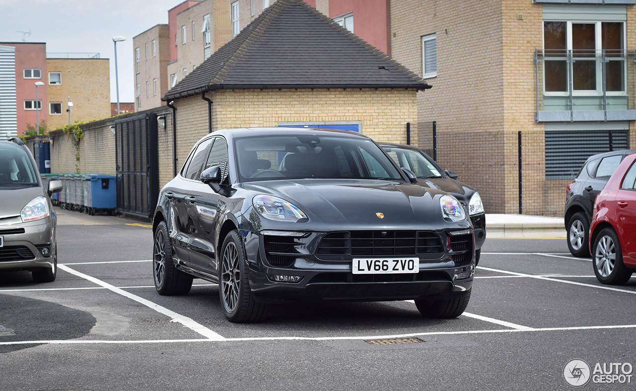 Porsche 95B Macan GTS