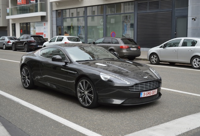 Aston Martin DB9 2013