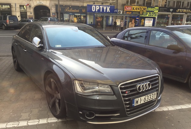 Audi S8 D4