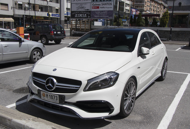 Mercedes-AMG A 45 W176 2015