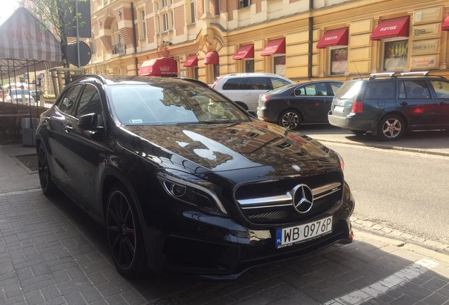 Mercedes-AMG GLA 45 X156