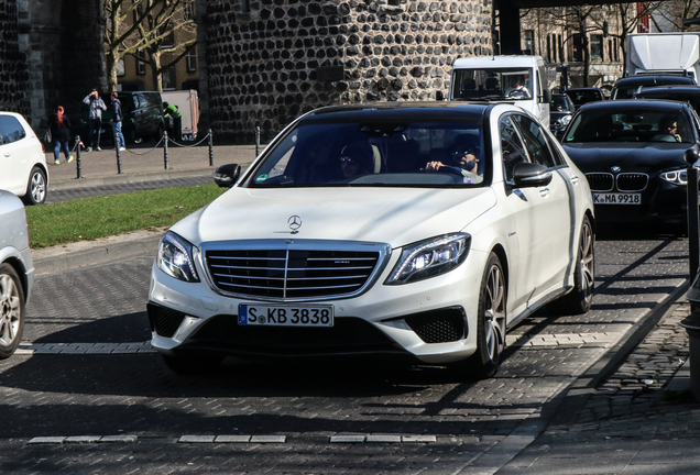 Mercedes-AMG S 63 V222