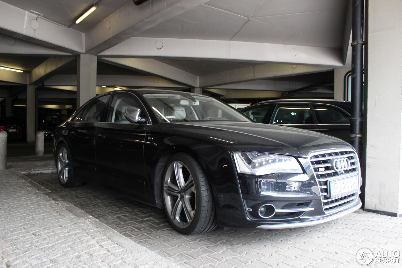 Audi S8 D4