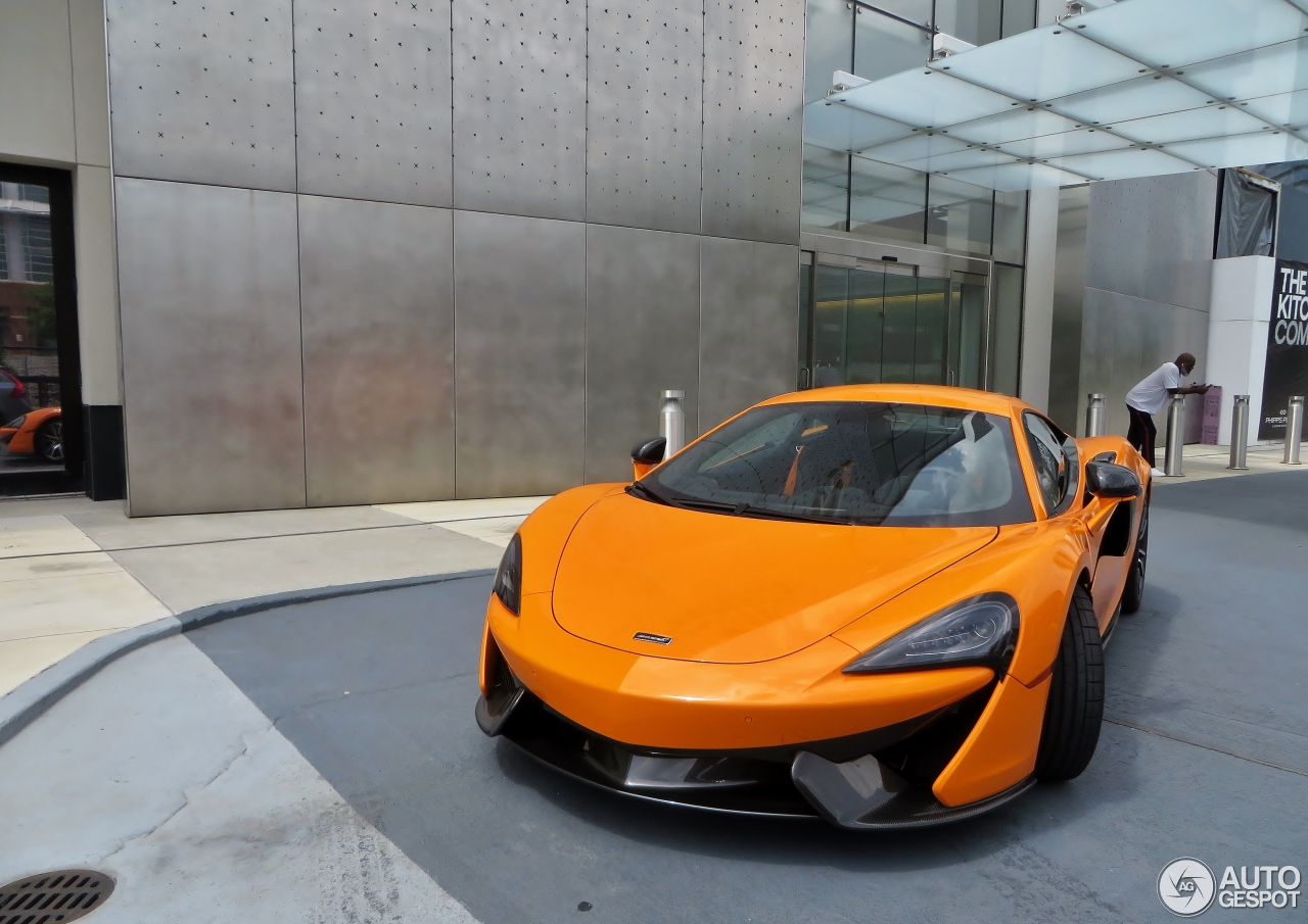 McLaren 570S