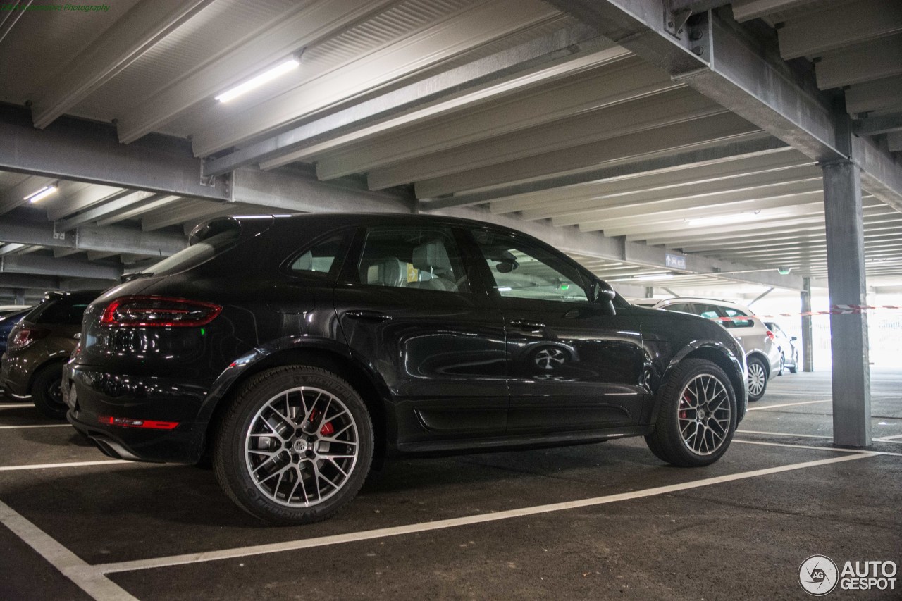 Porsche 95B Macan Turbo