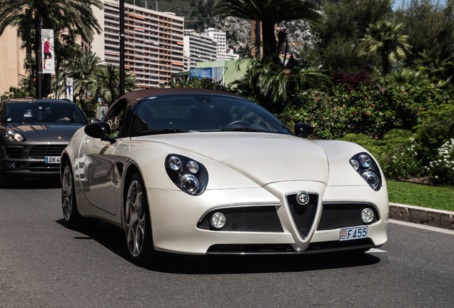 Alfa Romeo 8C Spider