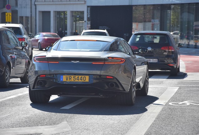 Aston Martin DB11