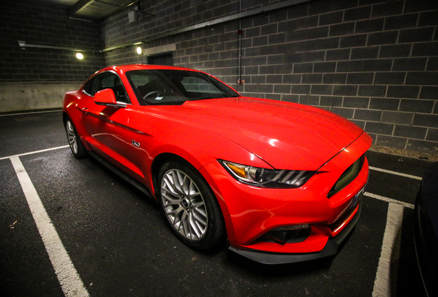 Ford Mustang GT 2015