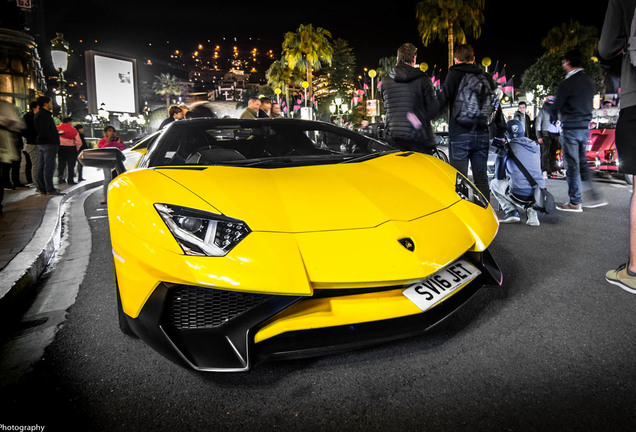 Lamborghini Aventador LP750-4 SuperVeloce Roadster