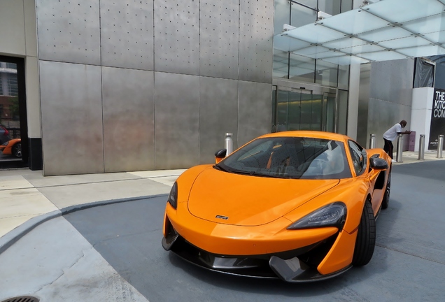 McLaren 570S