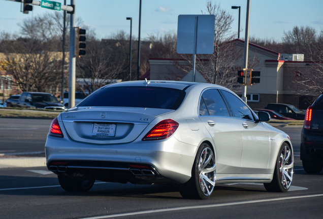 Mercedes-AMG S 63 V222