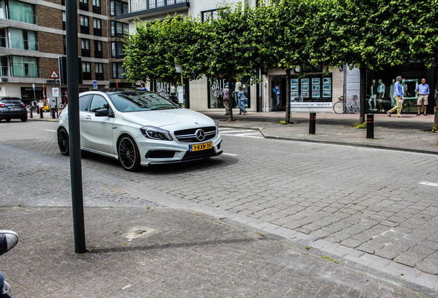 Mercedes-Benz A 45 AMG