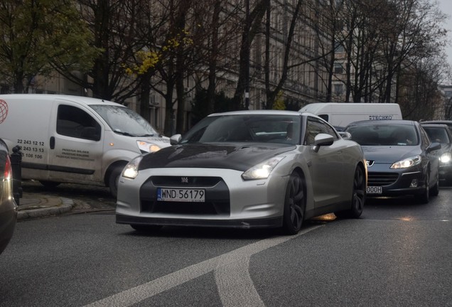 Nissan GT-R