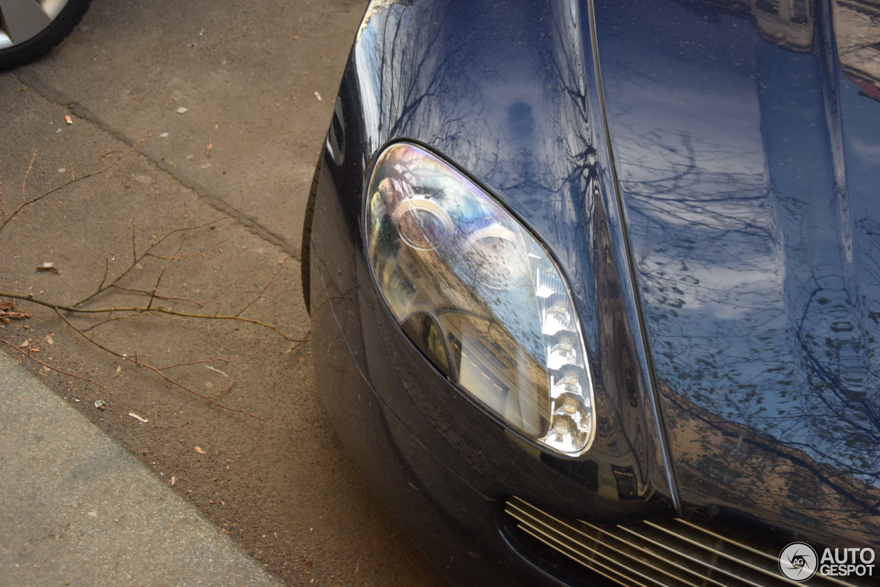 Aston Martin V8 Vantage