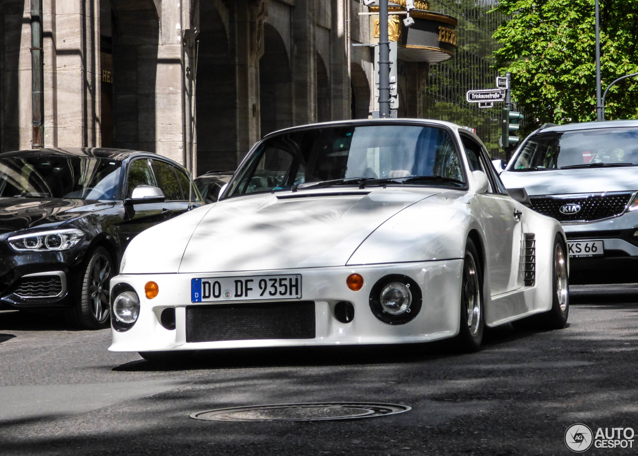Porsche DP 935