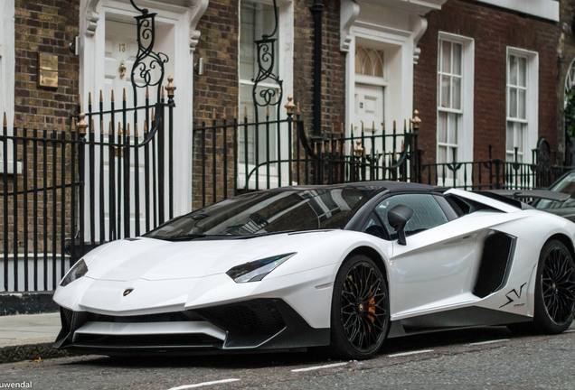 Lamborghini Aventador LP750-4 SuperVeloce Roadster