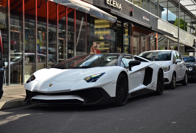 Lamborghini Aventador LP750-4 SuperVeloce Roadster