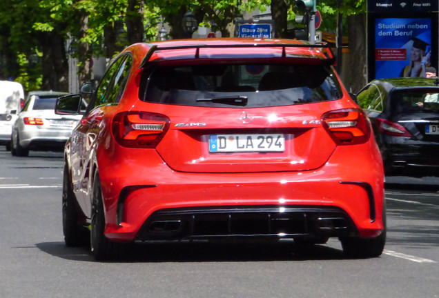 Mercedes-AMG A 45 W176 2015