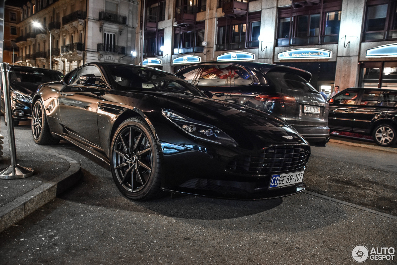 Aston Martin DB11