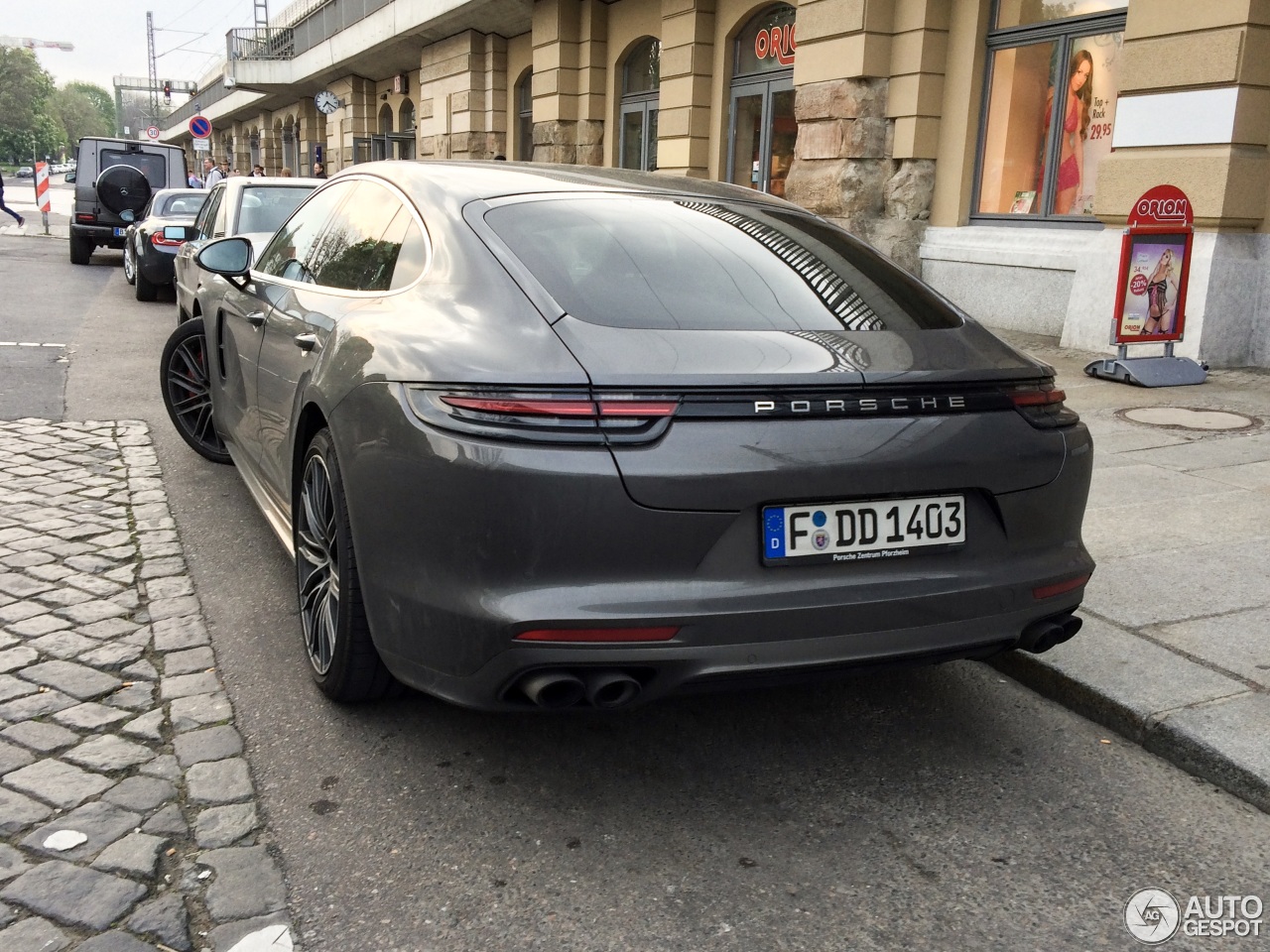 Porsche 971 Panamera Turbo