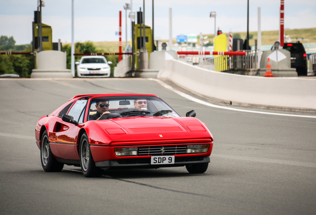 Ferrari 328 GTS