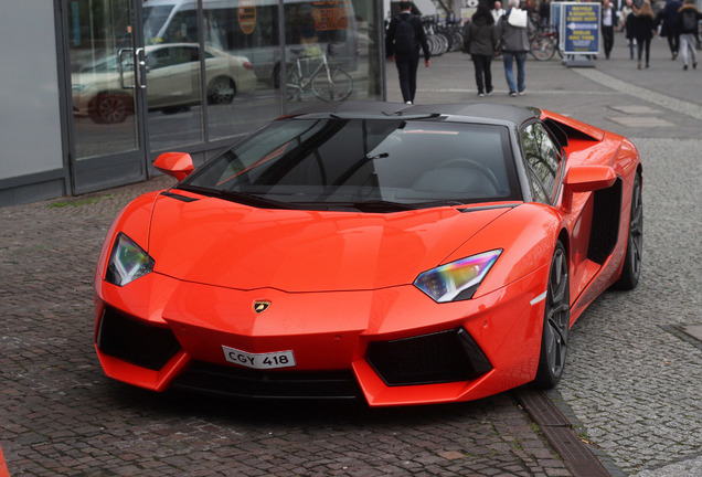 Lamborghini Aventador LP700-4 Roadster