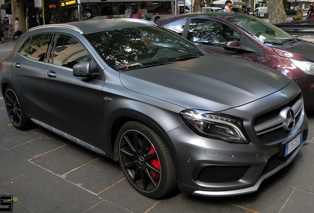 Mercedes-AMG GLA 45 X156