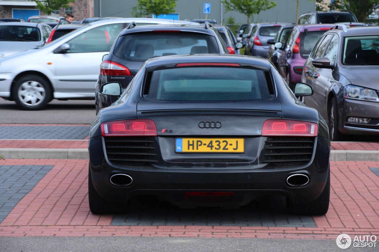 Audi R8