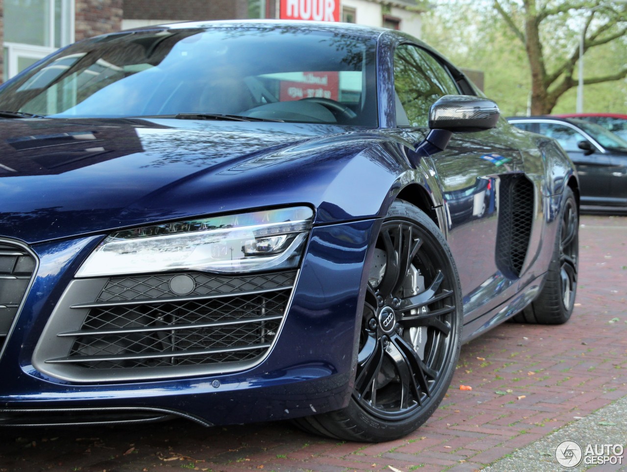 Audi R8 V10 Plus 2013