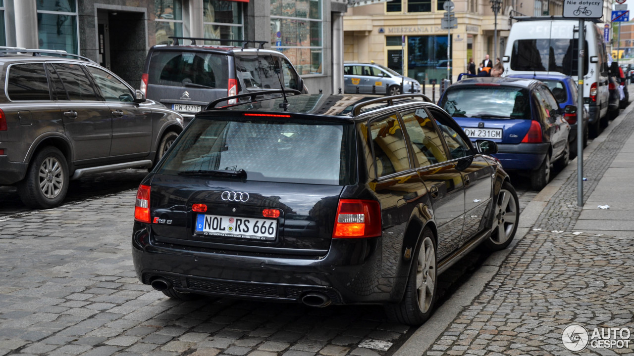 Audi RS6 Plus Avant C5