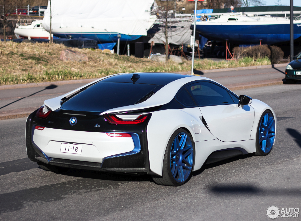 BMW i8