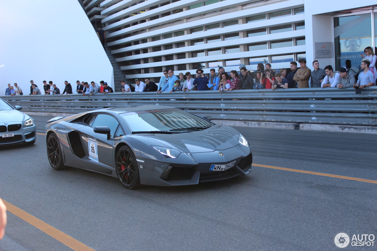 Lamborghini Aventador LP700-4