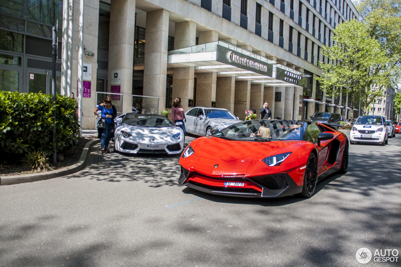 Lamborghini Aventador LP700-4 Roadster