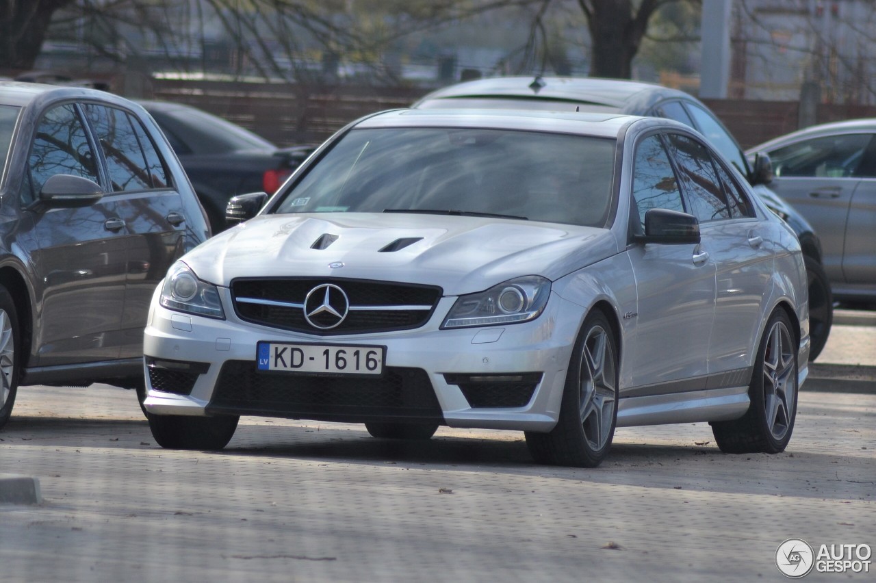 Mercedes-Benz C 63 AMG Edition 507