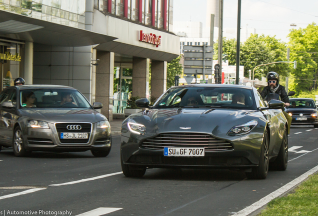 Aston Martin DB11