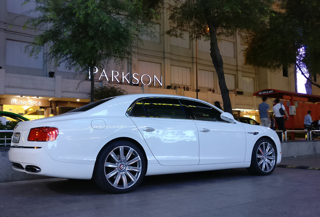 Bentley Flying Spur V8