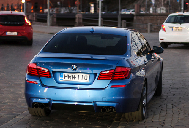 BMW M5 F10 2011