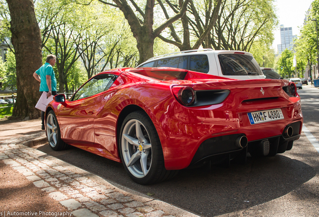 Ferrari 488 Spider