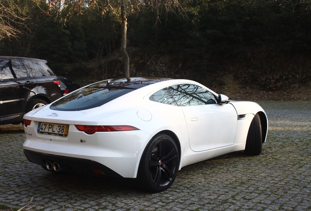 Jaguar F-TYPE S Coupé