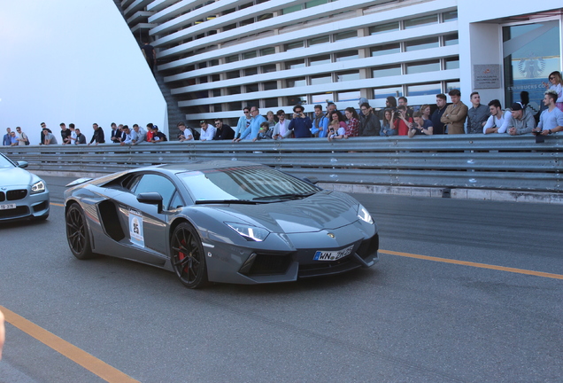 Lamborghini Aventador LP700-4