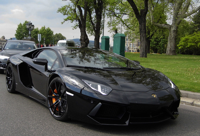 Lamborghini Aventador LP700-4