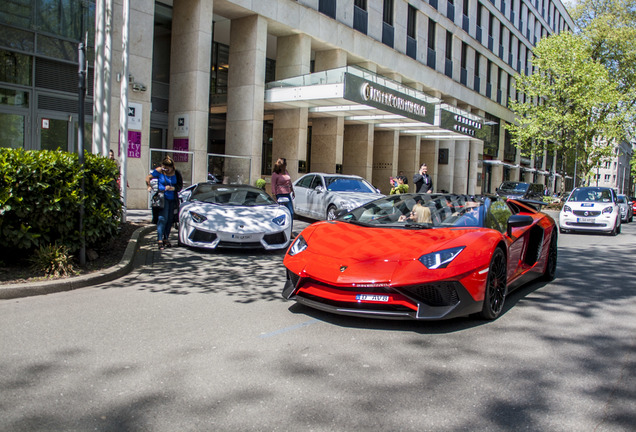 Lamborghini Aventador LP700-4 Roadster