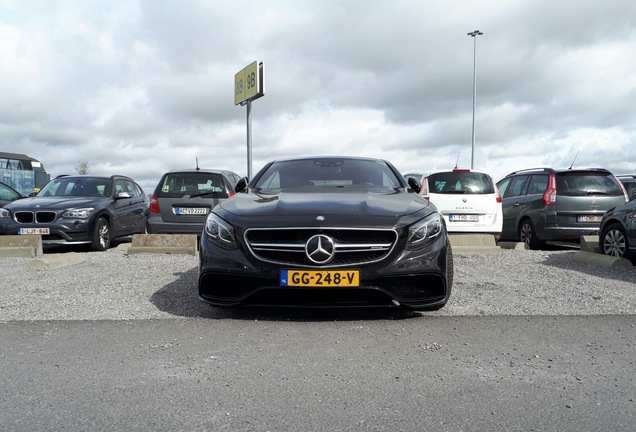 Mercedes-Benz S 63 AMG Coupé C217